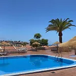 Brisas Seaview - 阿德耶
