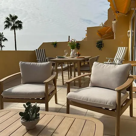 アパート Brisas Seaview - アデヘ